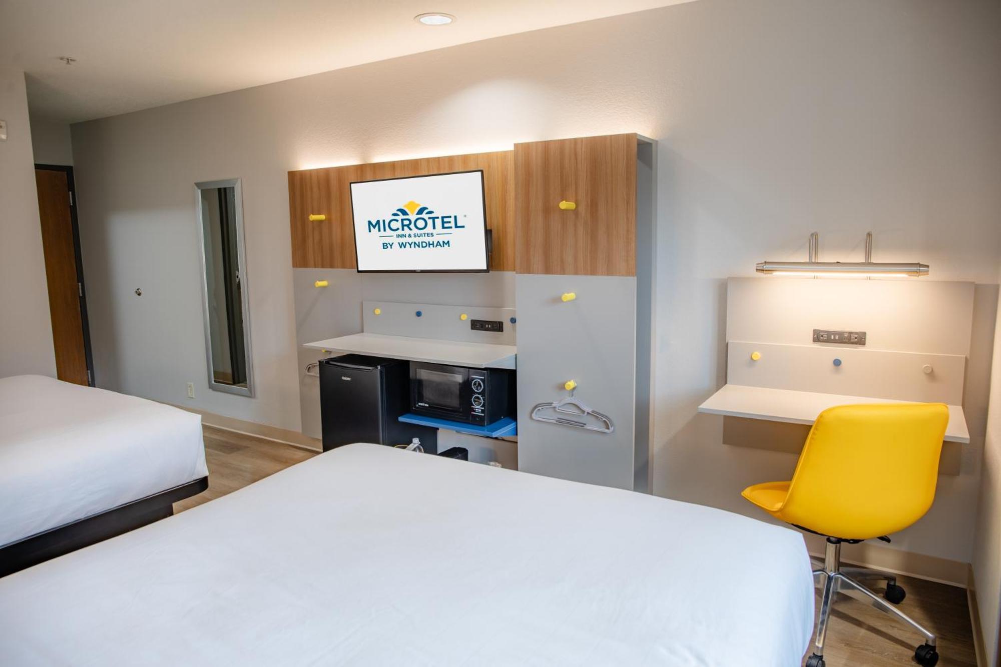 Microtel Inn & Suites By Wyndham Kingsland Naval Base I-95 Buitenkant foto