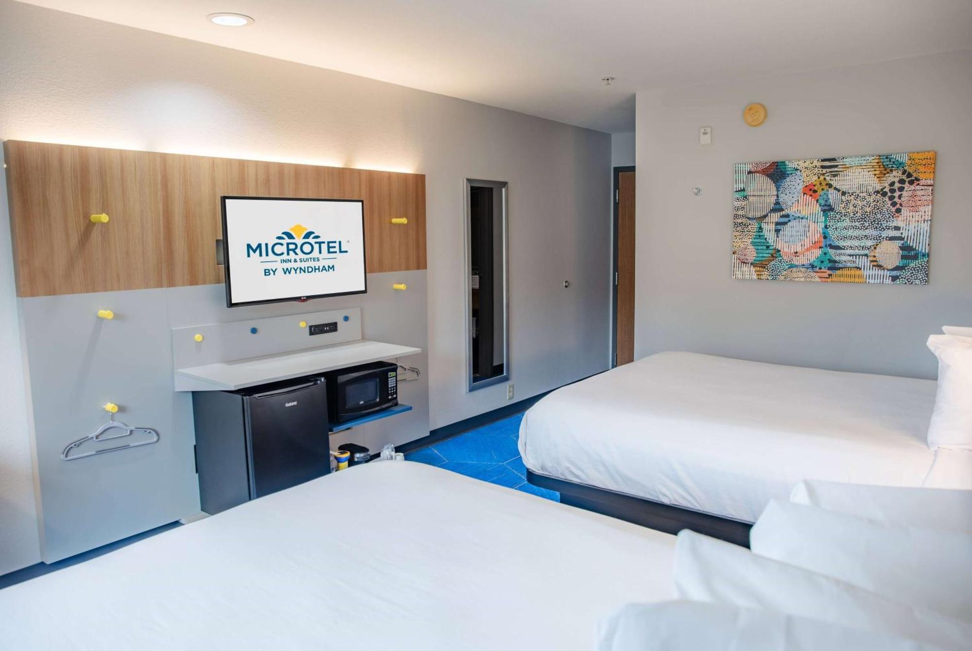 Microtel Inn & Suites By Wyndham Kingsland Naval Base I-95 Buitenkant foto