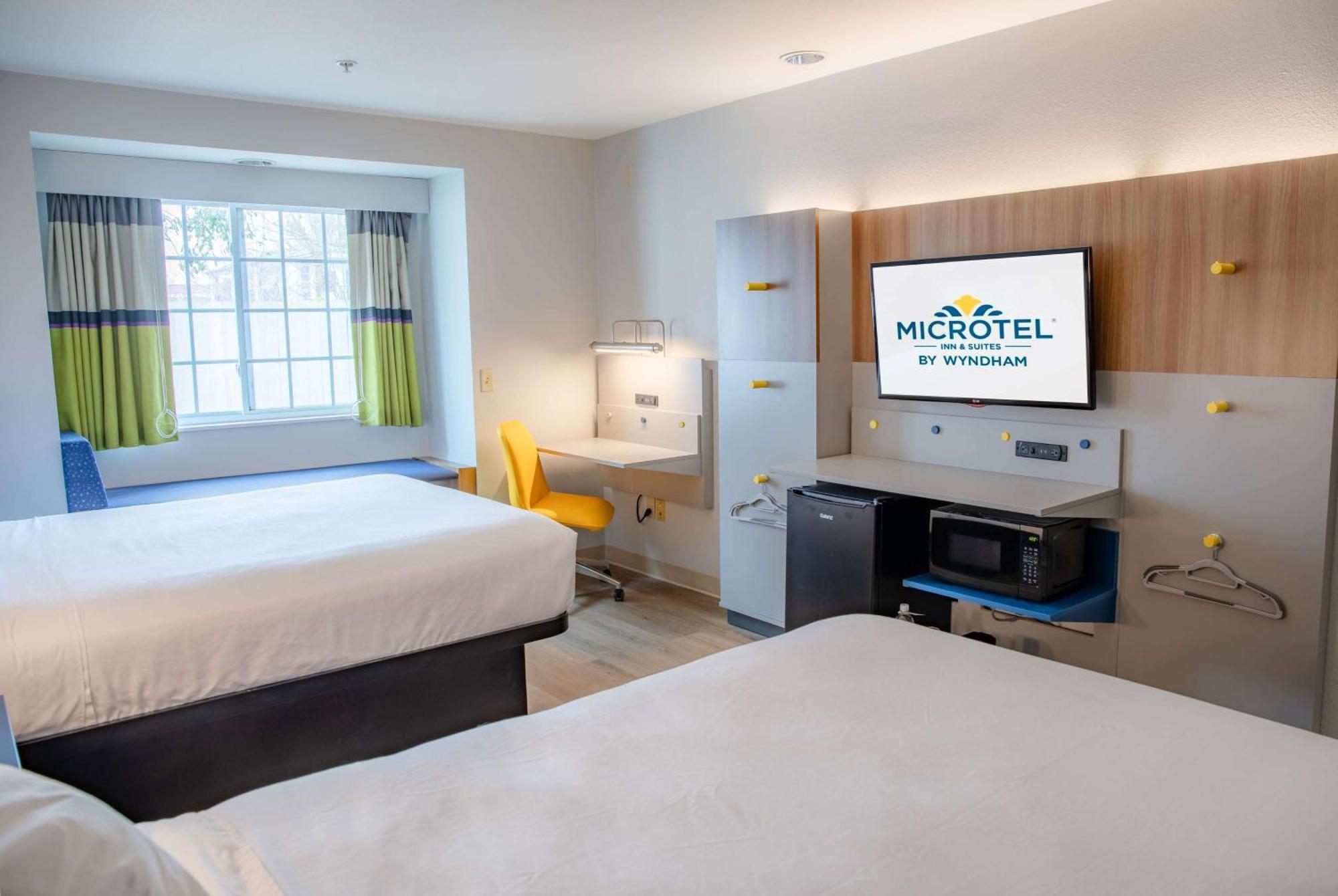 Microtel Inn & Suites By Wyndham Kingsland Naval Base I-95 Buitenkant foto