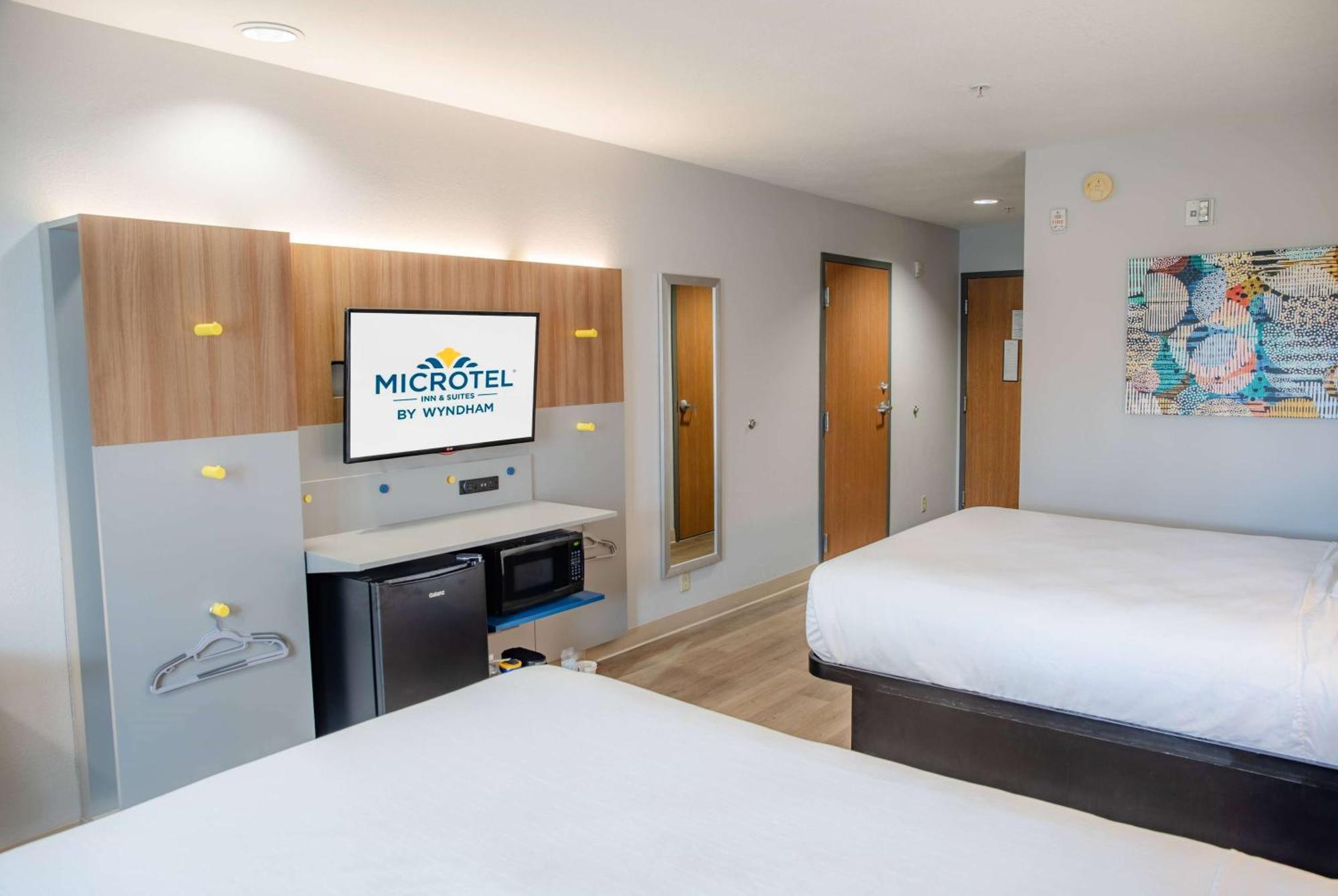Microtel Inn & Suites By Wyndham Kingsland Naval Base I-95 Buitenkant foto