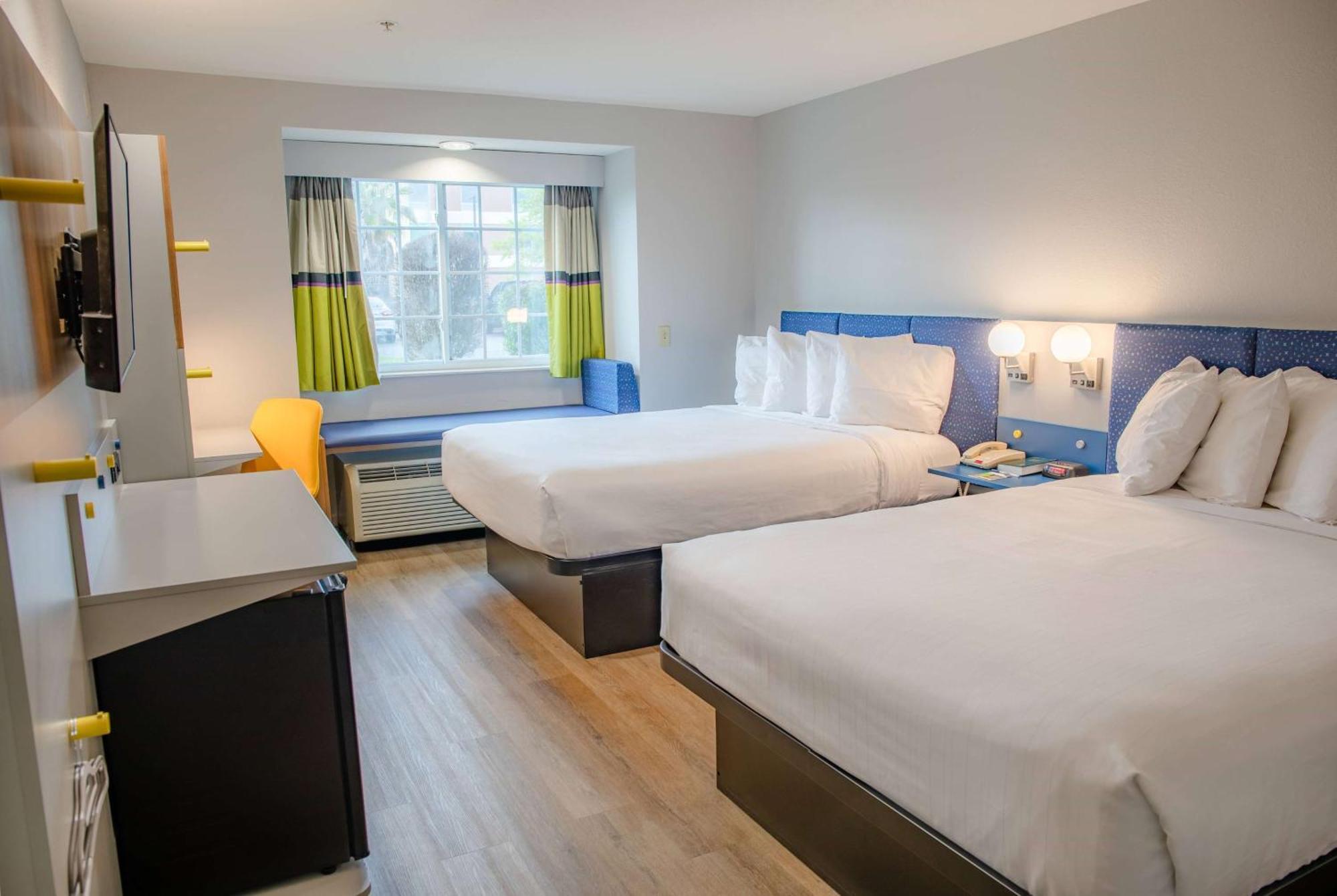 Microtel Inn & Suites By Wyndham Kingsland Naval Base I-95 Buitenkant foto