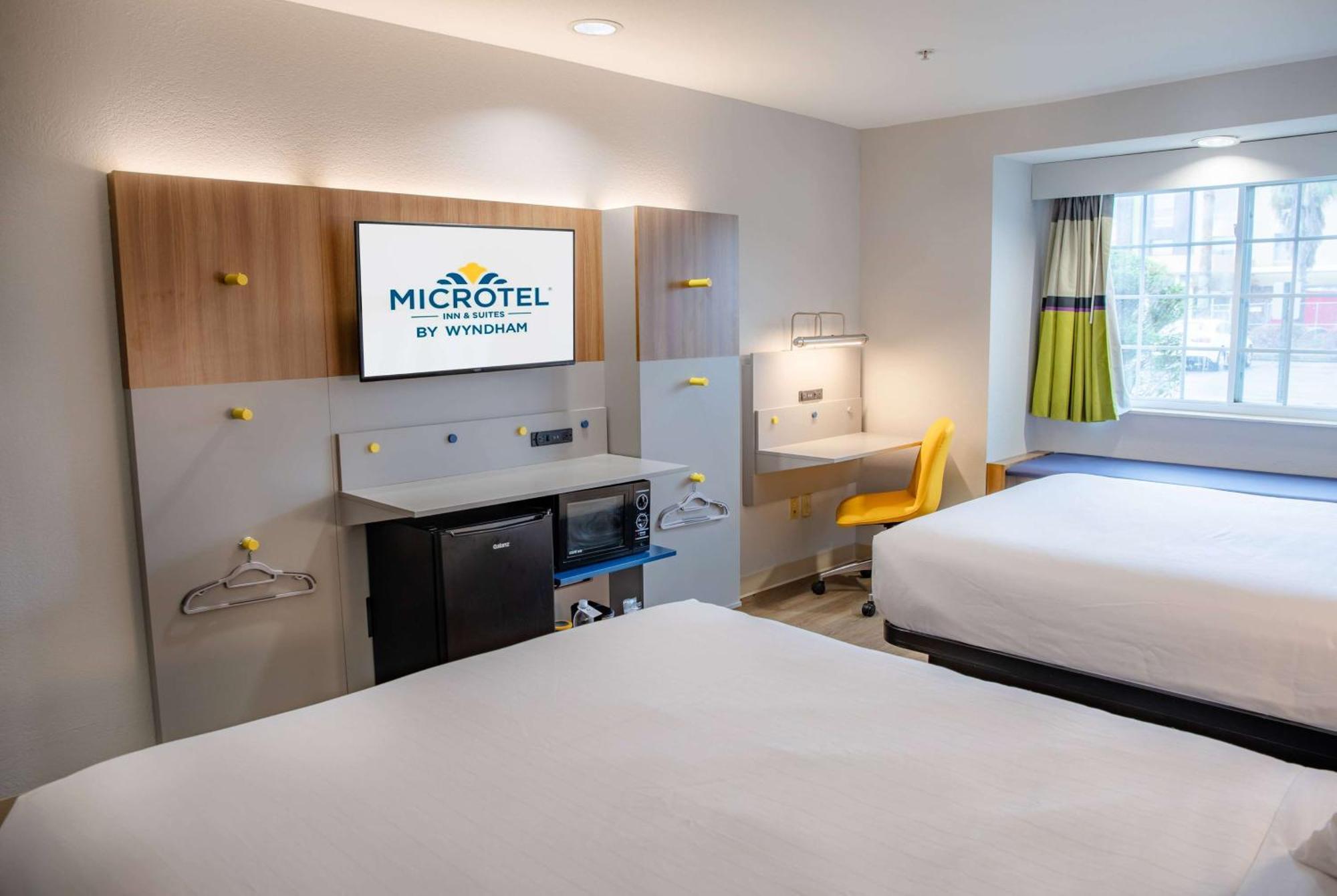 Microtel Inn & Suites By Wyndham Kingsland Naval Base I-95 Buitenkant foto