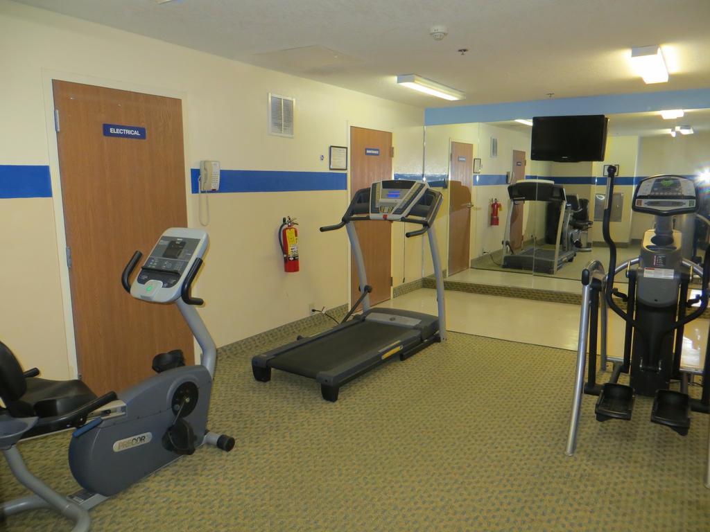 Microtel Inn & Suites By Wyndham Kingsland Naval Base I-95 Buitenkant foto